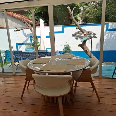 Centre - Maison De - 2 - 4 Personnes - 60 M2 Avec Parking Gratuit Privé, Wifi Et Clim Sète