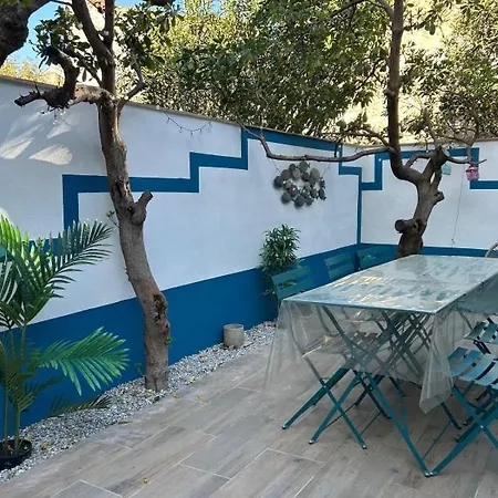 Centre-ville - Jolie Maison 4 Personnes - 60 M2 Avec Parking Gratuit Prive, Wifi Et Clim * Sète